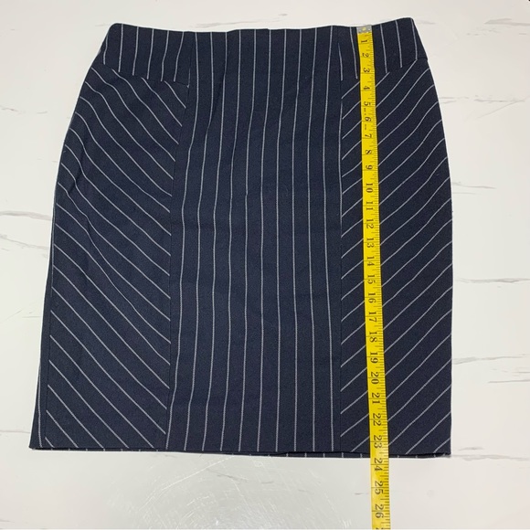 Cleo Navy Blue White Pinstripes Pencil Skirt Size 10 - Picture 10 of 11
